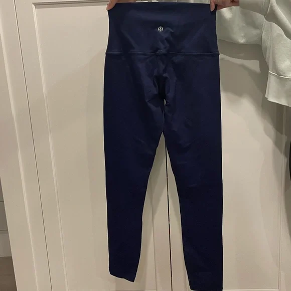 LULULEMON NAVY BLUE WUNDER UNDER LUON LEGGINGS - Picture 2 of 3